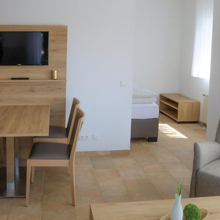 Hotel Adler Nattheim ภายนอก รูปภาพ