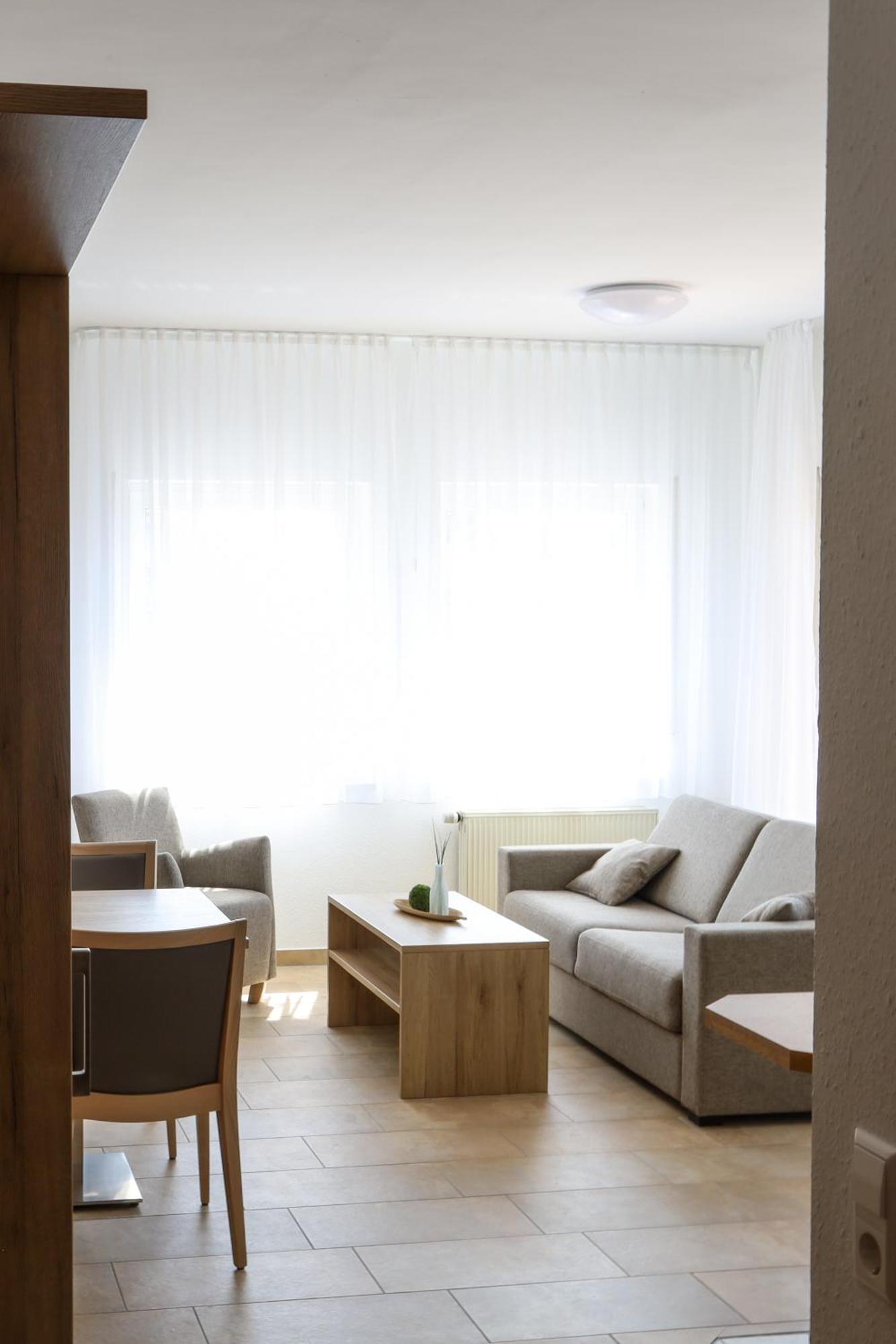 Hotel Adler Nattheim ภายนอก รูปภาพ