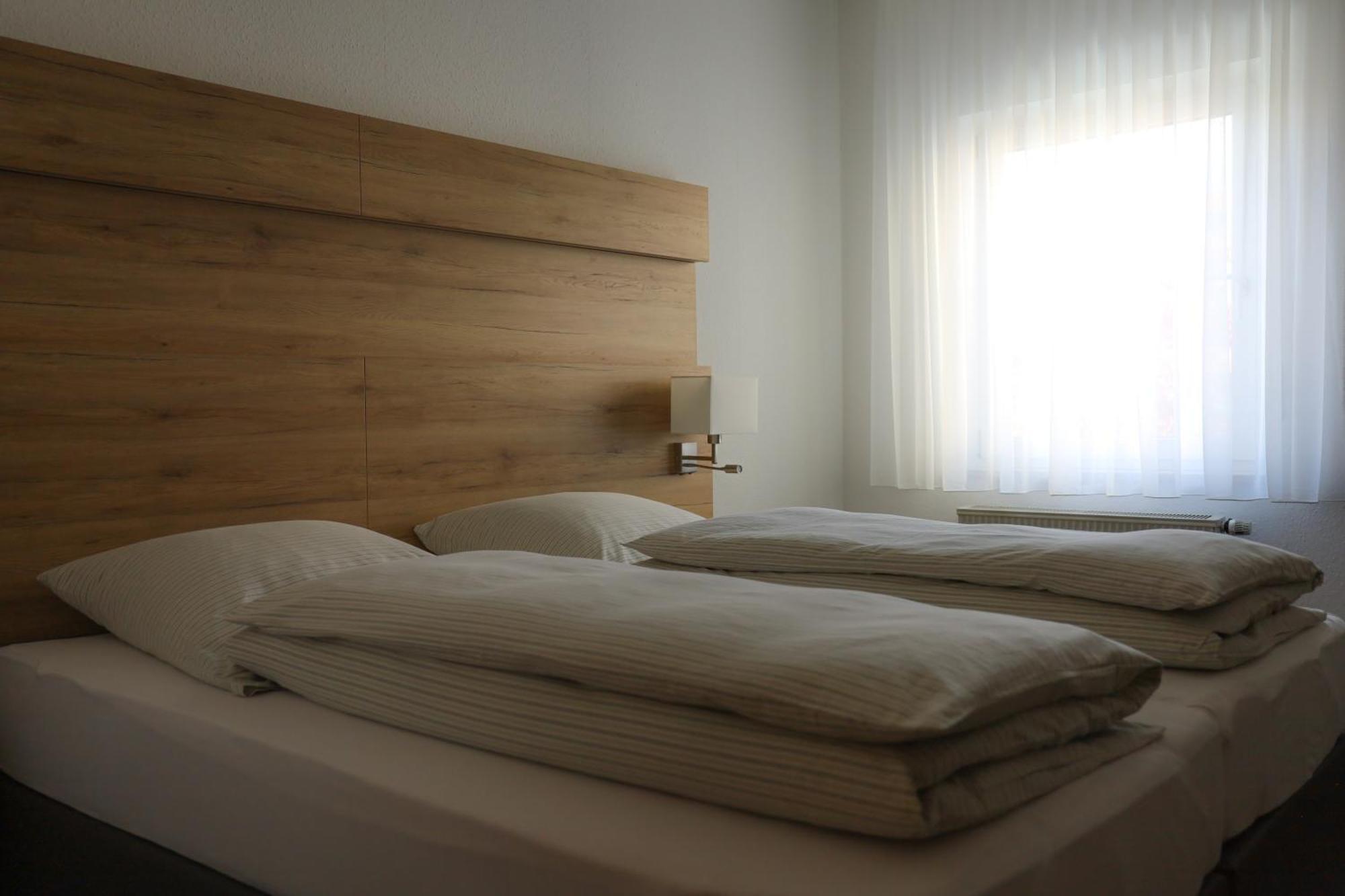 Hotel Adler Nattheim ภายนอก รูปภาพ
